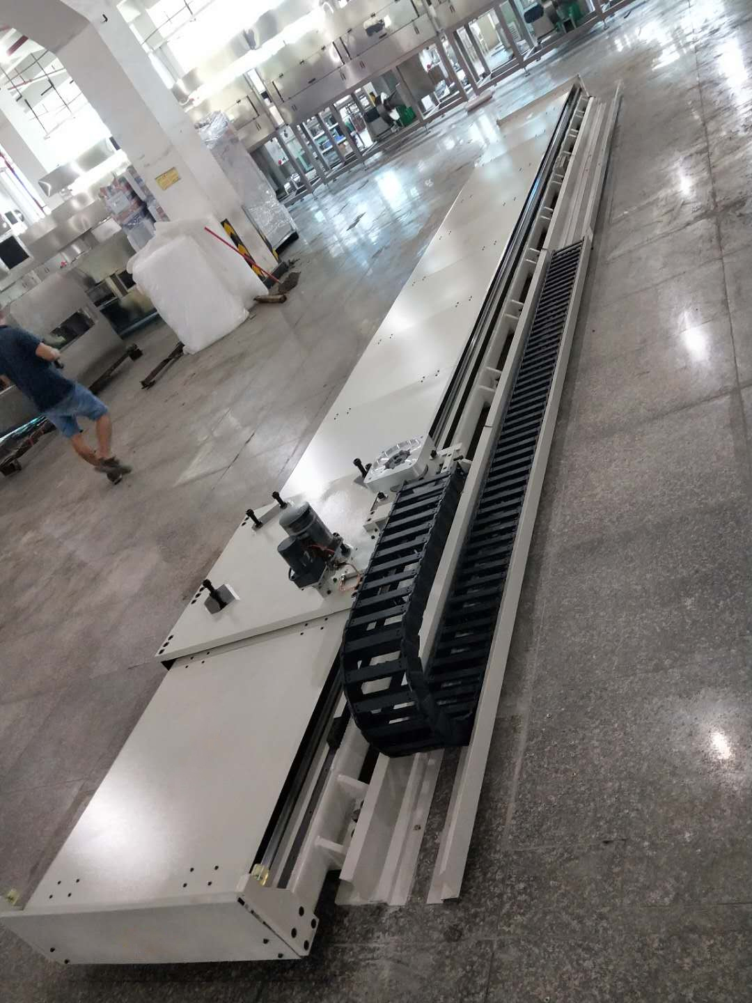 機器人第七軸地面式4